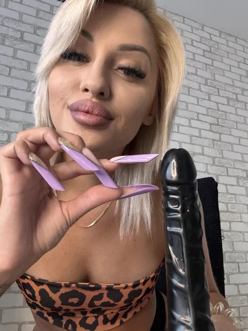 Do you honestly believe your shrimp-sized joke could impress me?