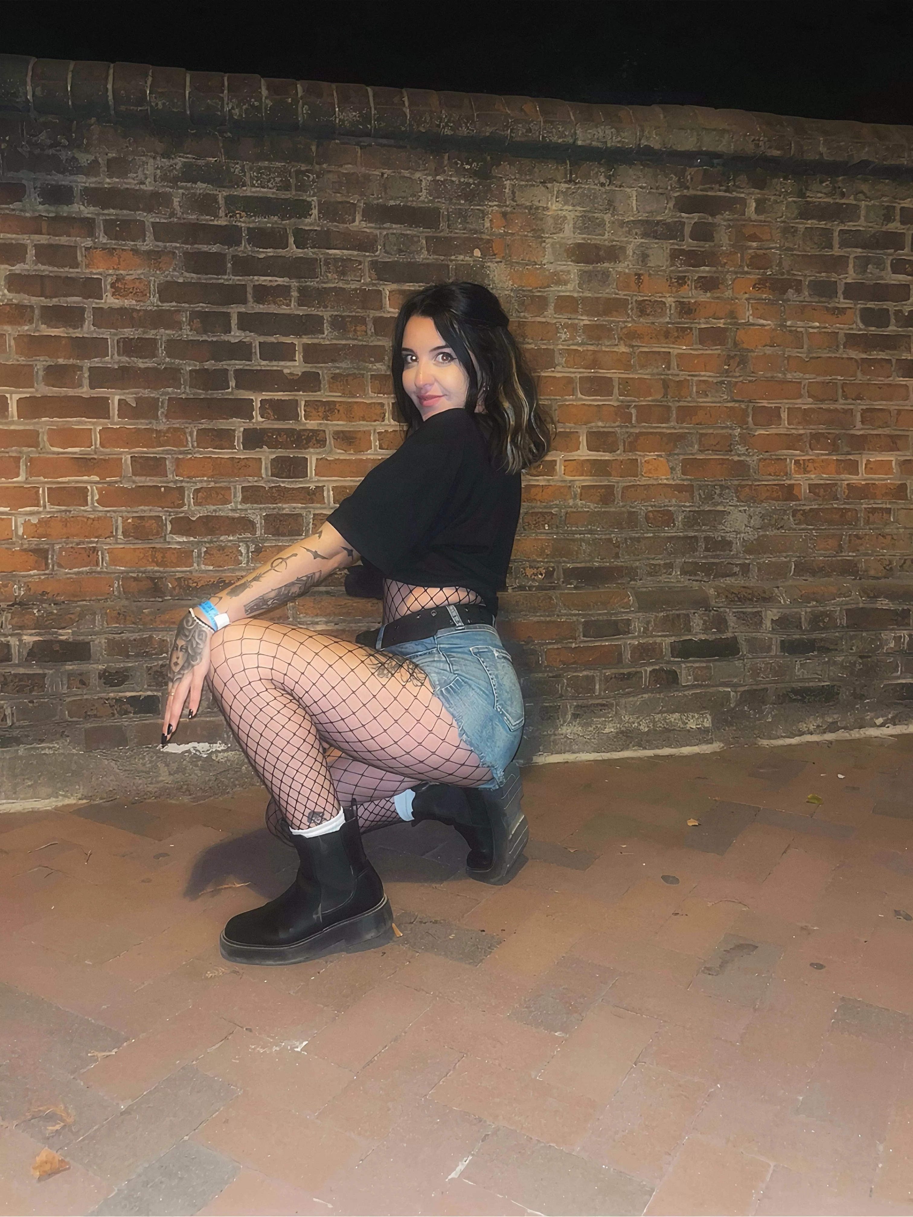 every follow gets a DM😋