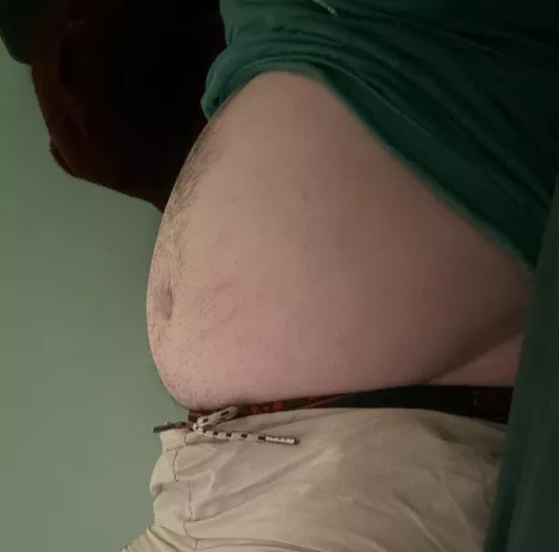 (FTM 22) Starting to round out a little. Any teasing and encouragement is welcome and my DMs are open! 😋 