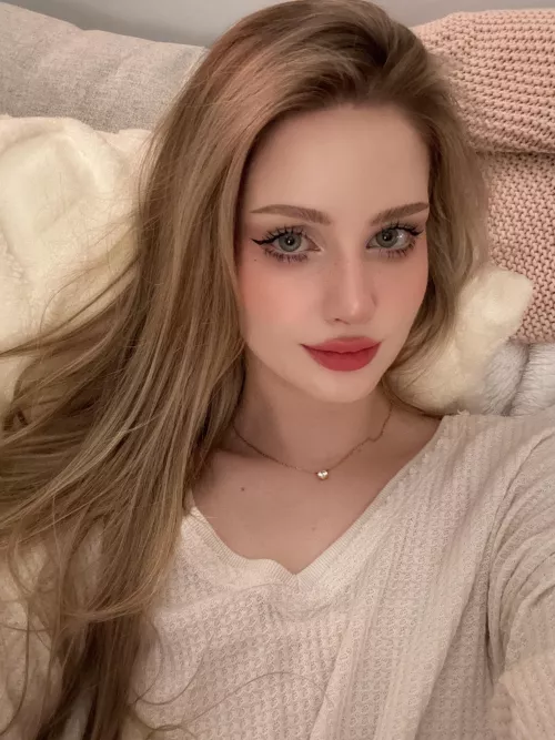 Getting my rent paid by simps who know they’ll get nothing in return >> [findom]