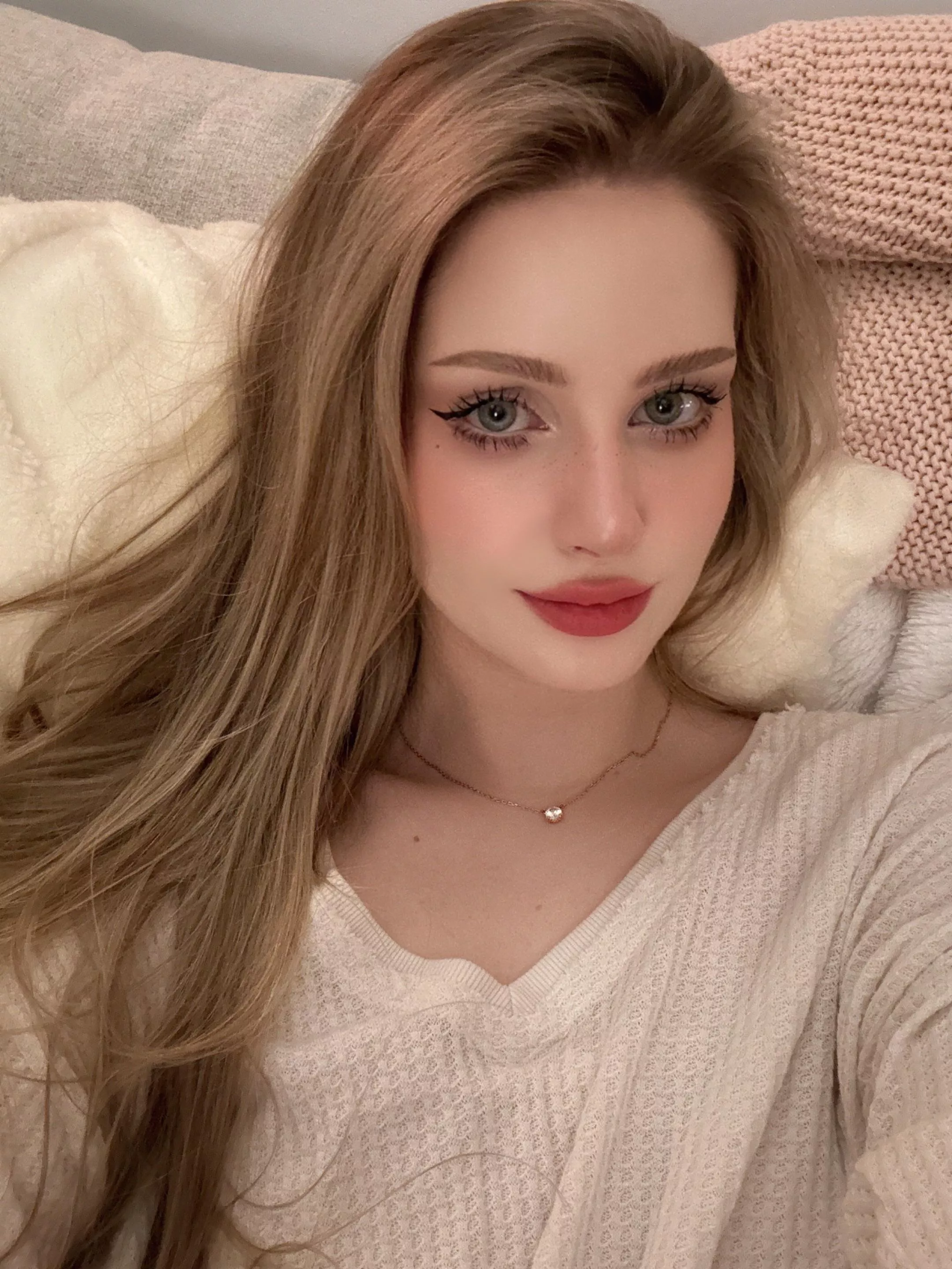 Getting my rent paid by simps who know they’ll get nothing in return >> [findom]