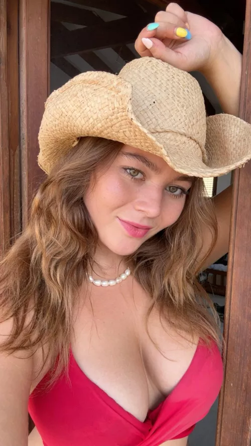 Gotta keep it real, rate my cleavage pls