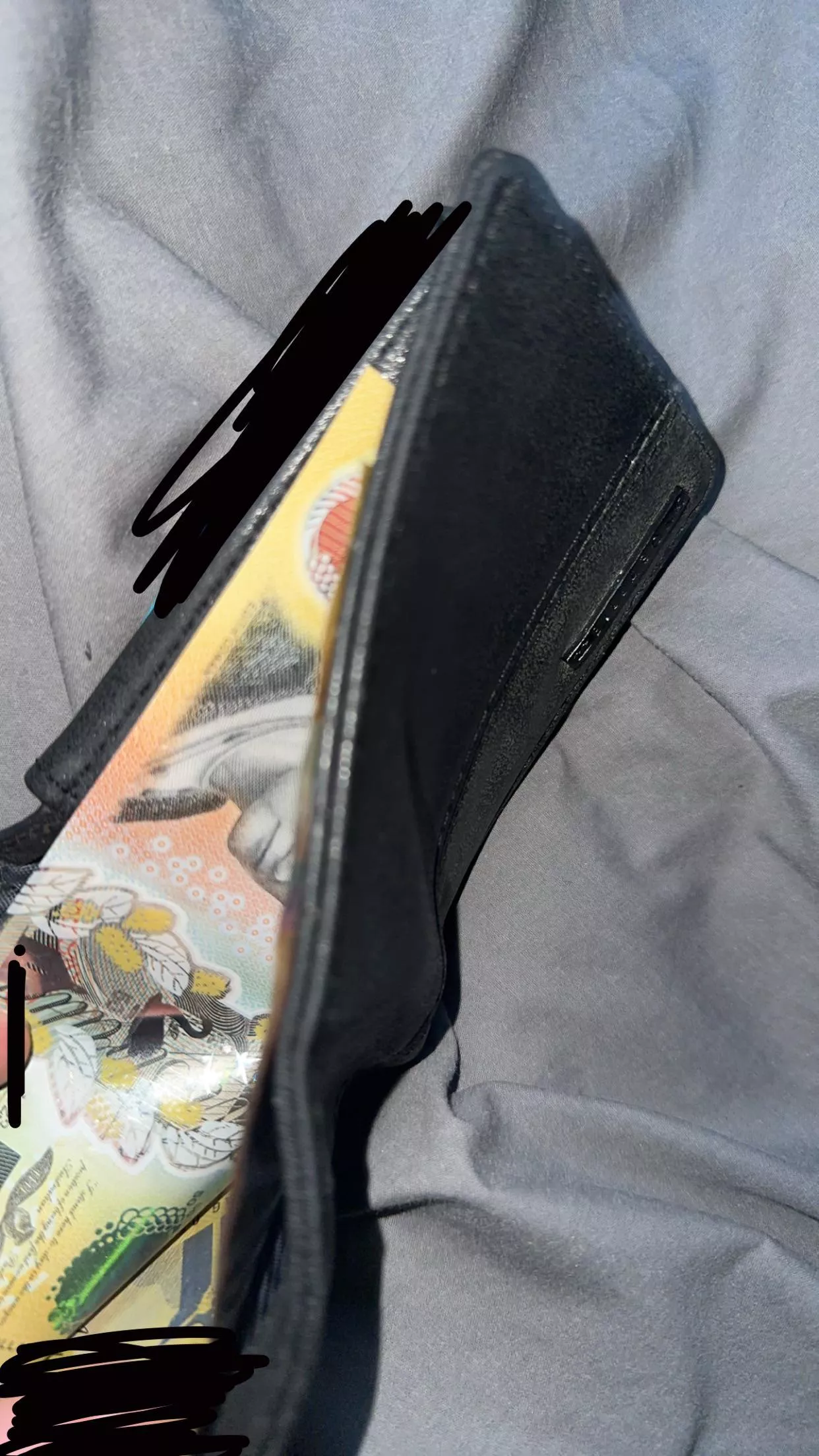 Hey 19 m looking to fuck F willing to pay xx (DM for dick pic)