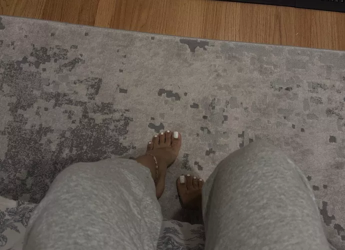How do my feet look?