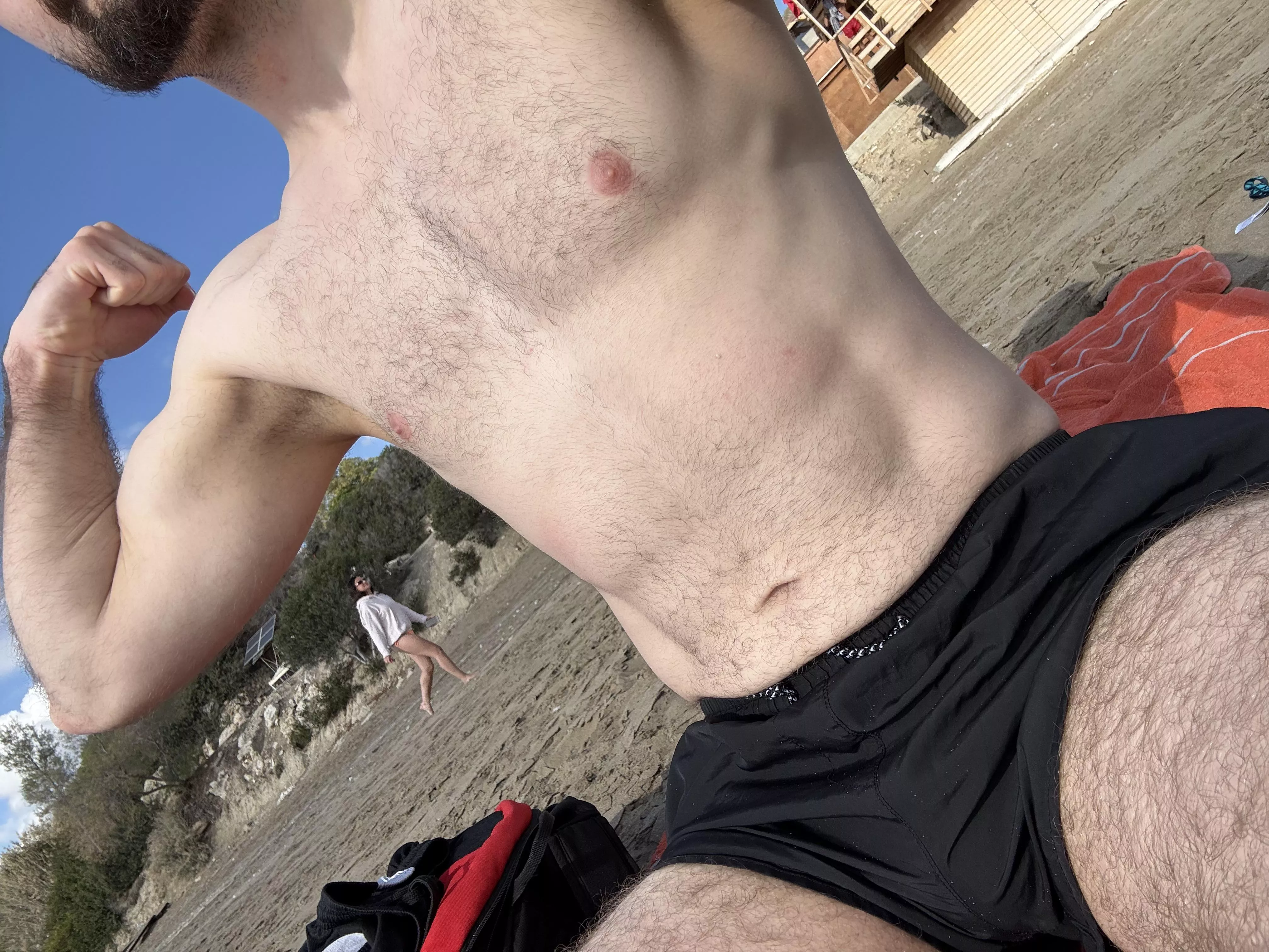I hope my mates won’t mind me showing off my pits at the beach 