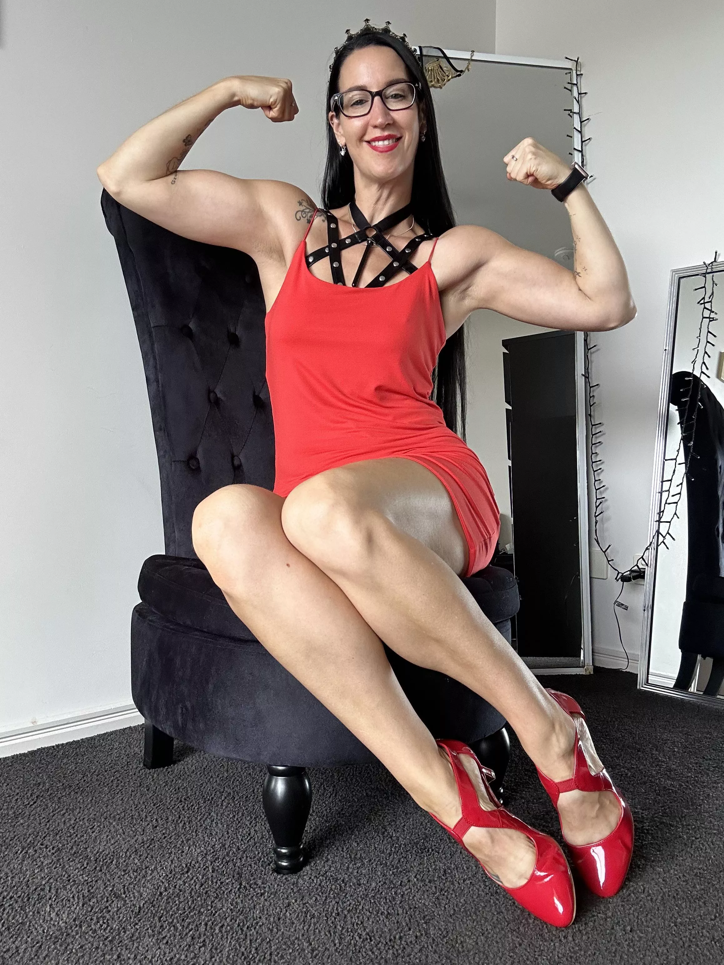 I m the Pleasure & Toy Queen, the one you have been waiting for to serve 😈