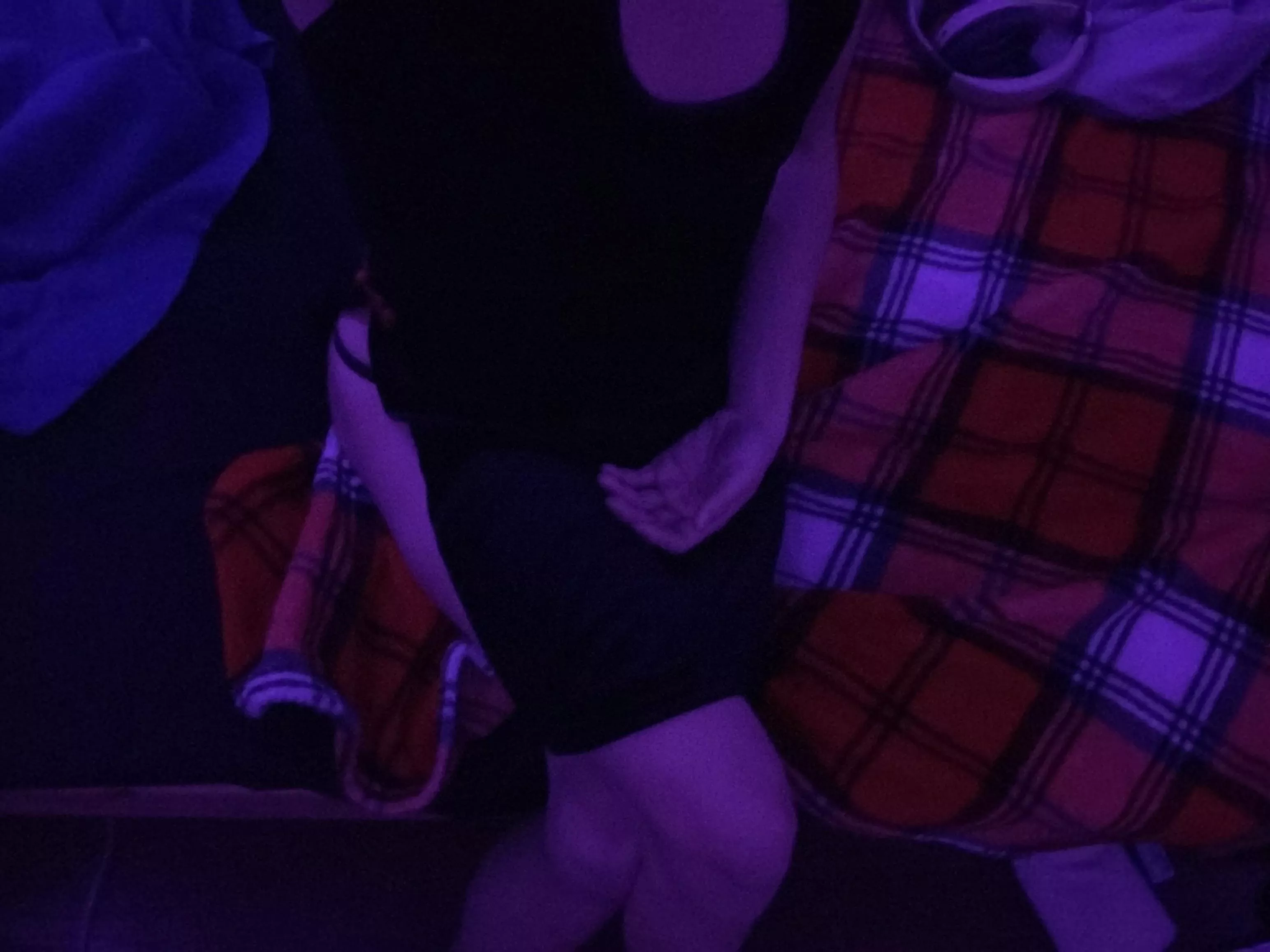 Ignore how weird my hands looks here