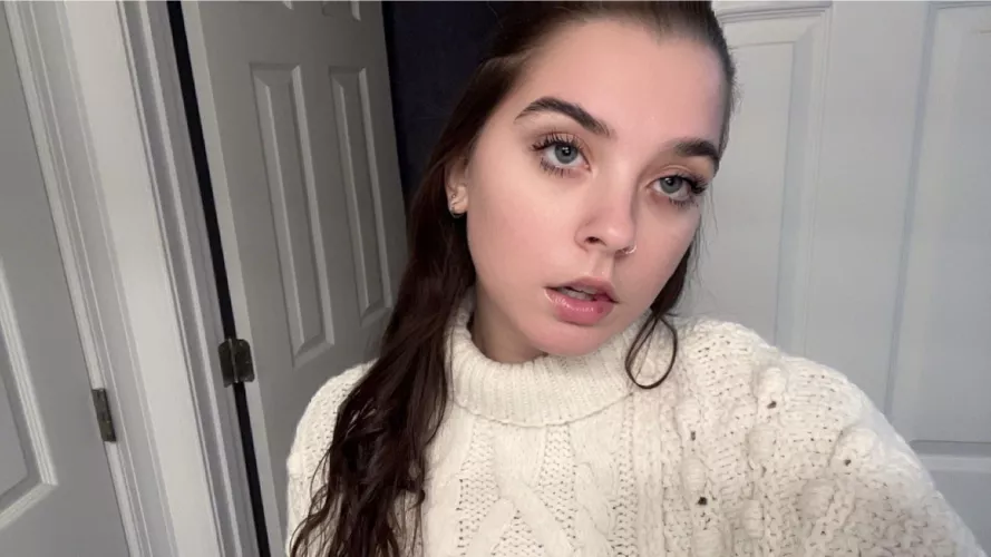 im hot and you’re mad you can’t resist me cucks 💋 [findom]