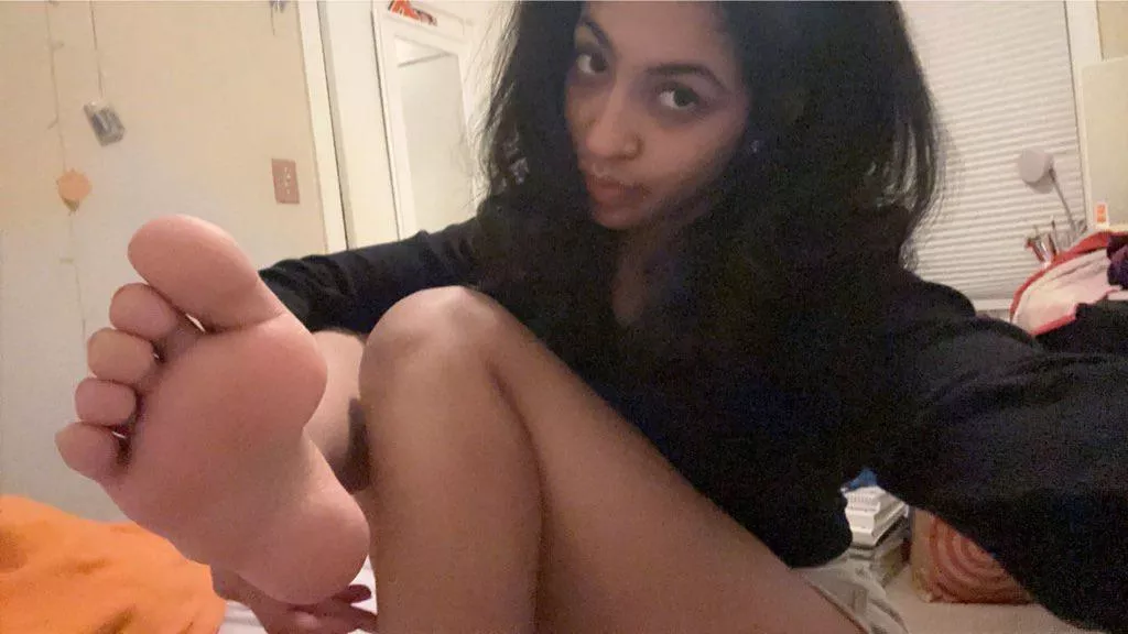 keep sniffing until I say stop, gooner