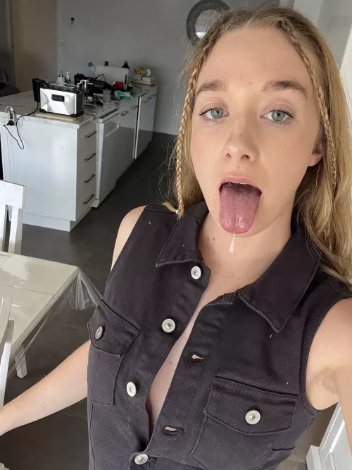 let me suck you every corner of the house 