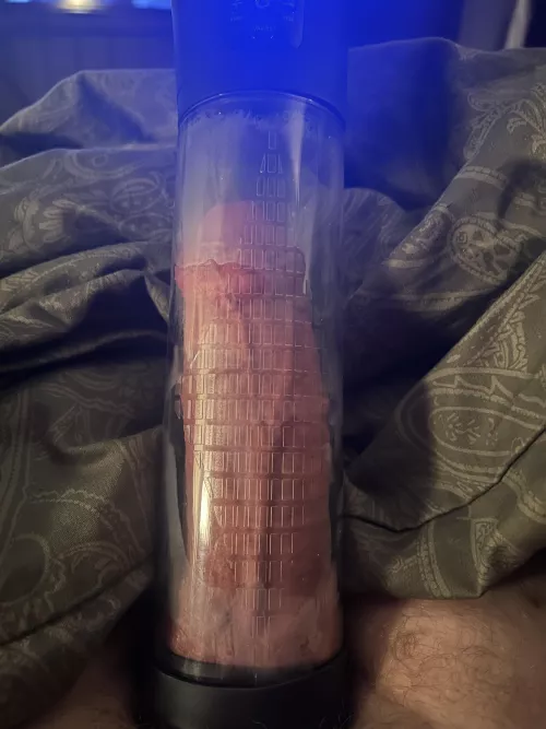 Love how the veins pops when I start pumping🍆