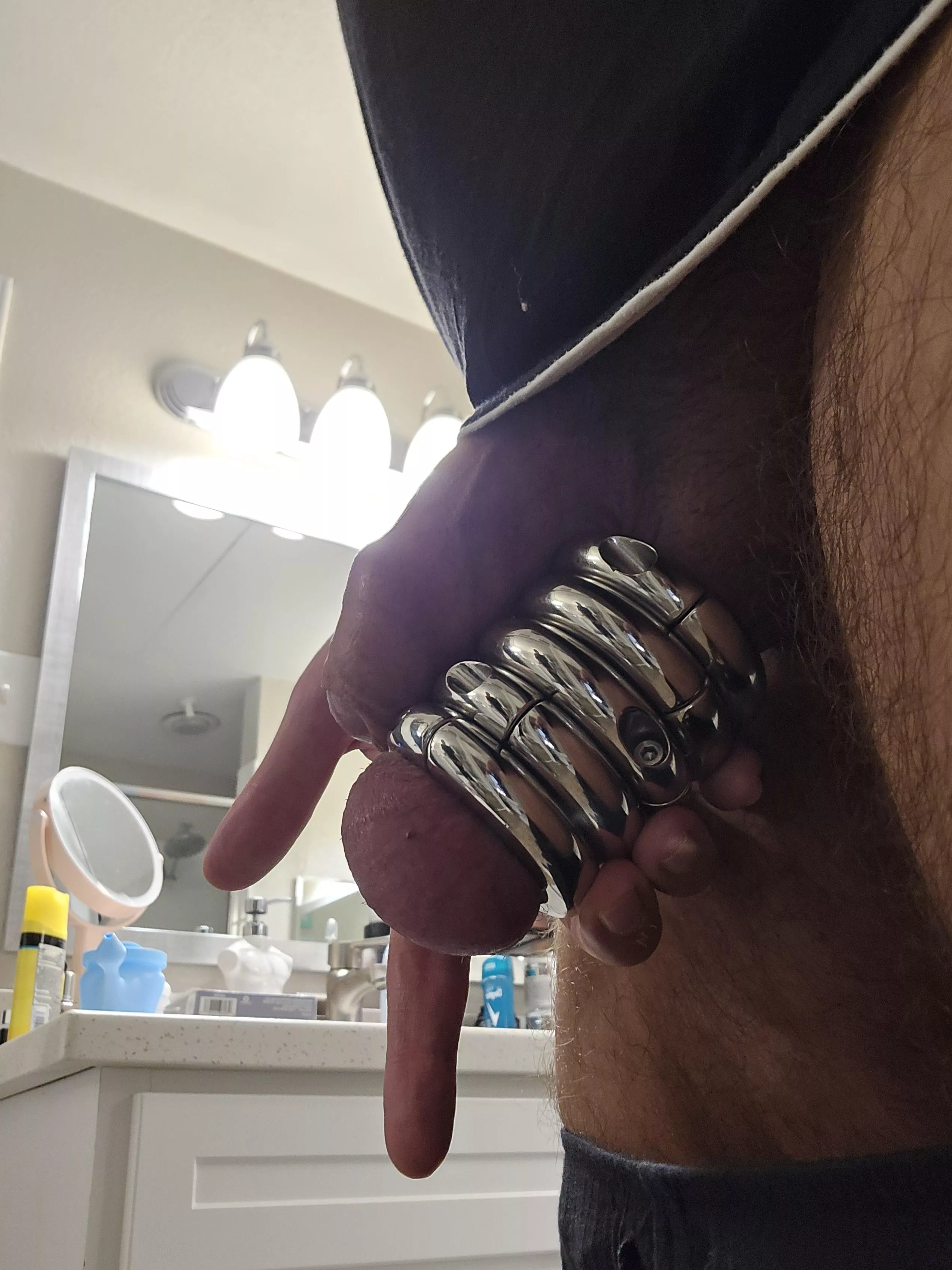 Managed to wear 5 rings all day. 75mm 900g