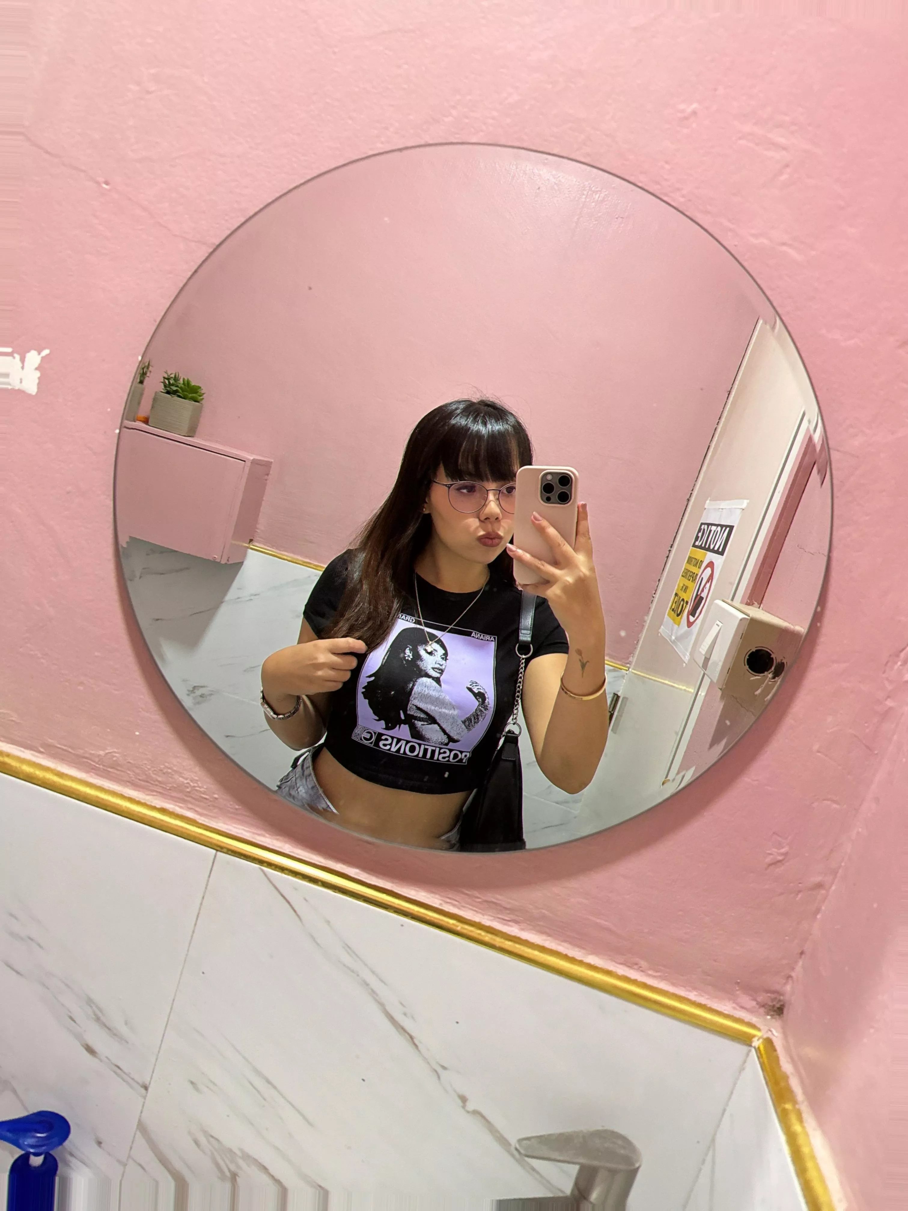 My Thanksgiving wish? Someone to match my vibe and maybe share leftovers lol