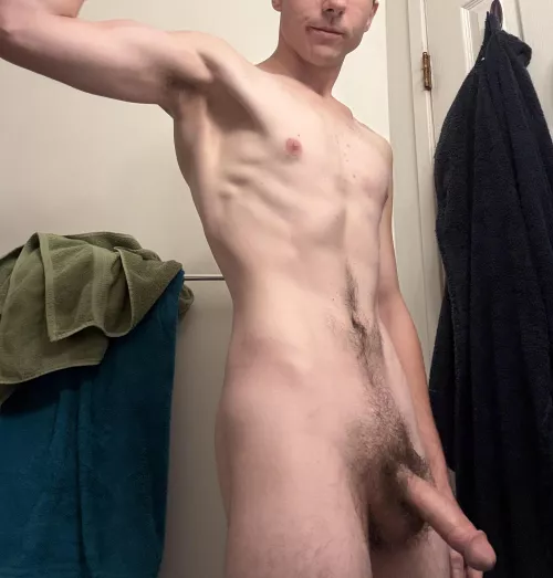 Off to work! Will you be there to welcome me when I’m home? 🥰