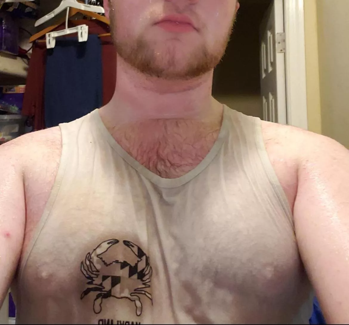 Out in the rain, wanna warm up together? 