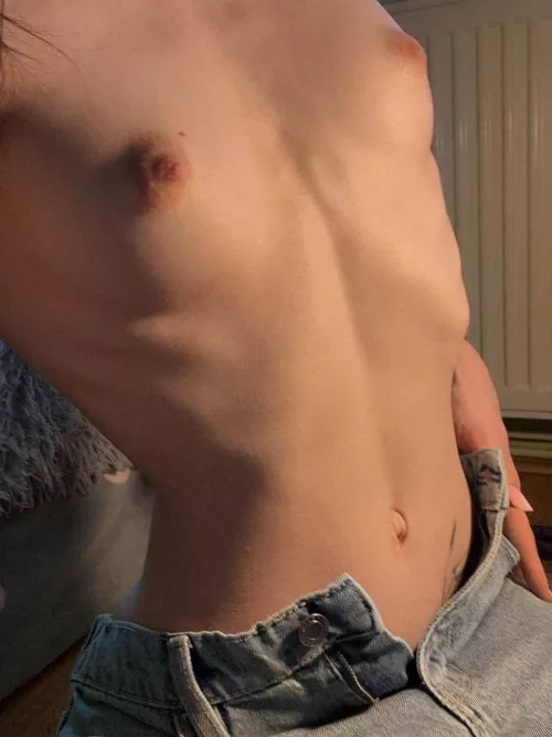 Petite and full of surprises, bringing the heat wherever I go