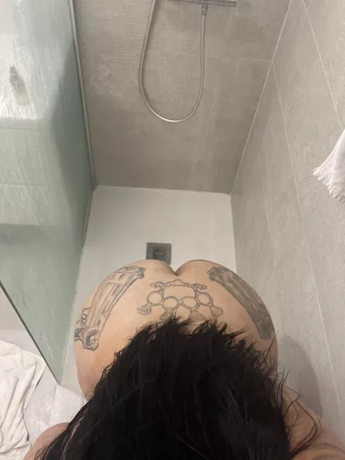 Pull out your cock and breed me
