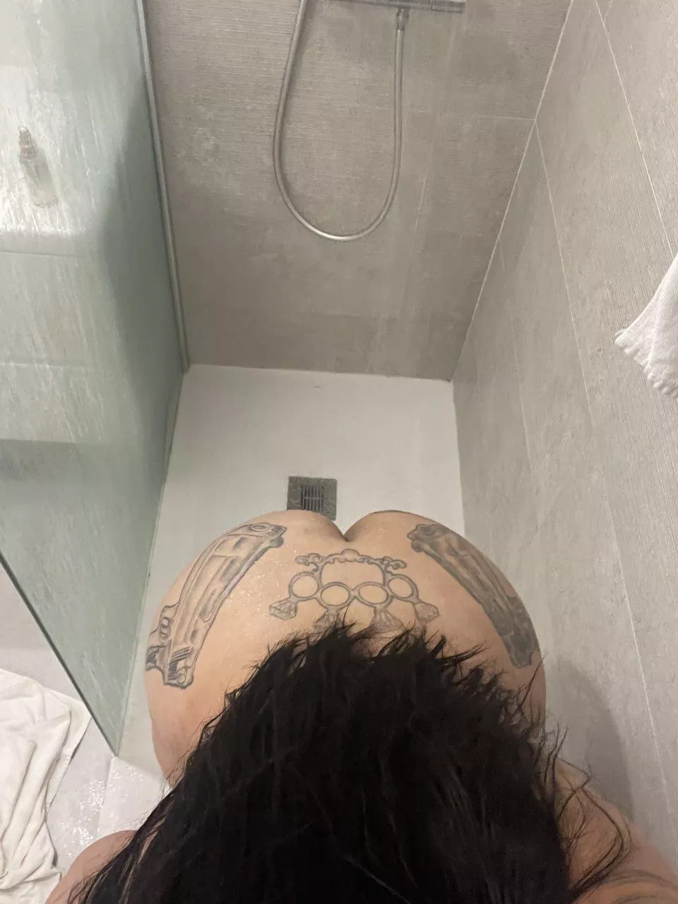 Pull out your cock and breed me
