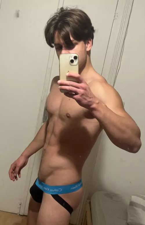 Rate me in that jock 