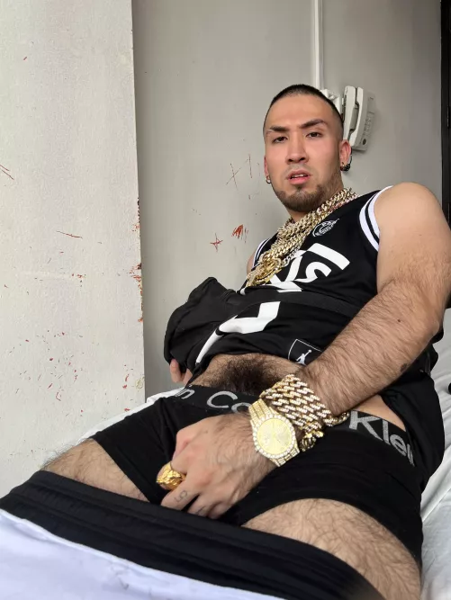 [selling] [usa] [35] I'm selling this underwear it's so gross haha If you manage to take it off mebI'll give it to you for half price haha