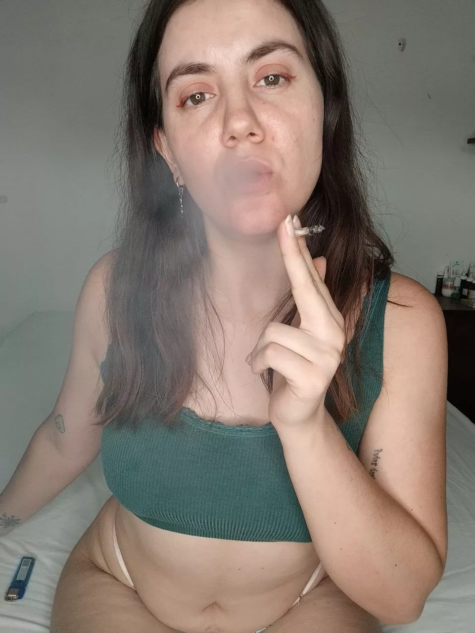 SMOKE AND FUCK? 