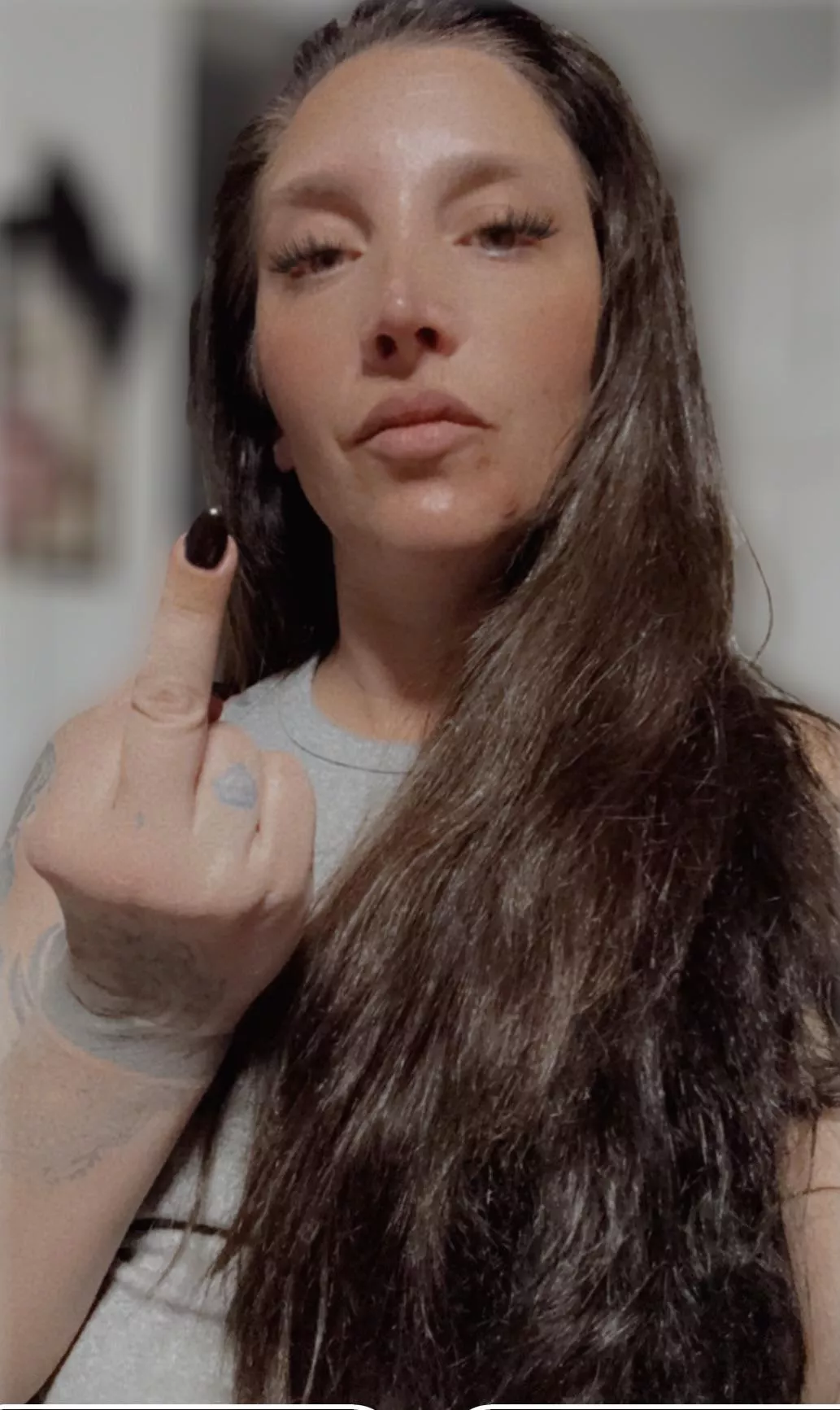 Some of you need to learn where you belong—under this middle finger 🖕. Your wallet exists to serve me, and my time isn’t free. Show me you’re worth my attention. Cash or crawl—your choice.