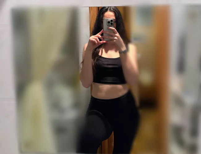 These hips lie only to you and your wallet, darling