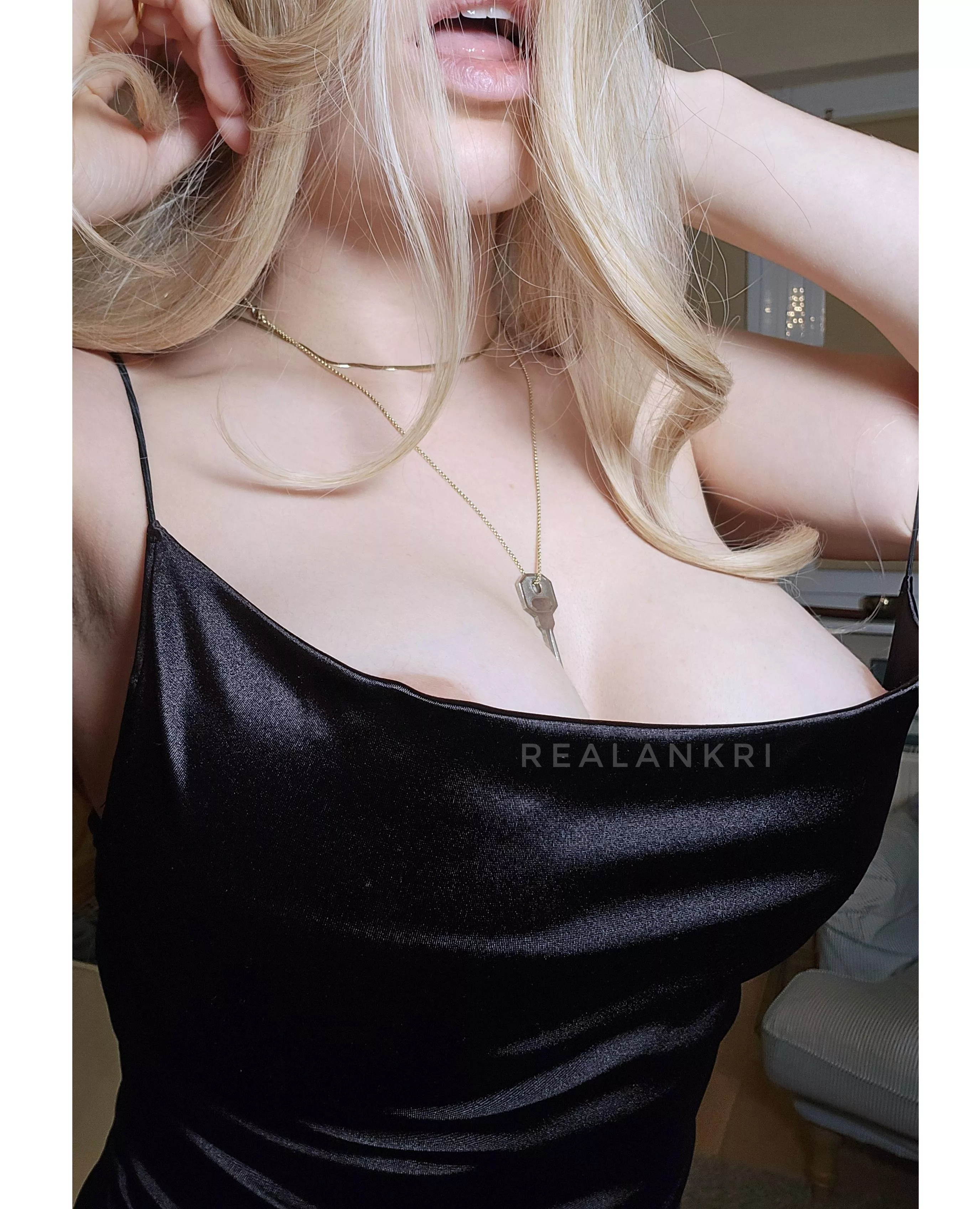 This is how I look when I'm satisfied with how you eat me out ;) 