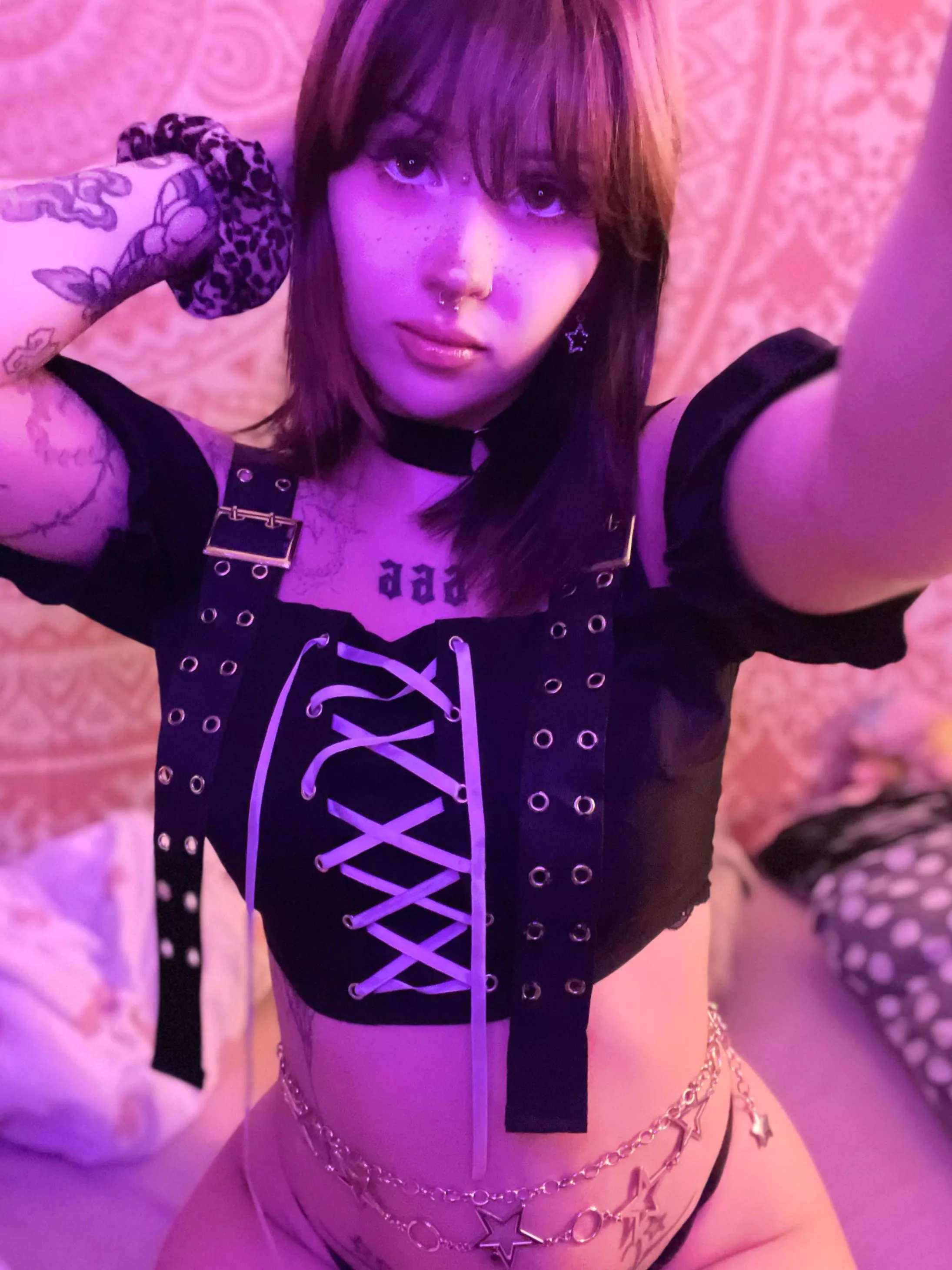 this petite slut is ready to get fcked.. >w<