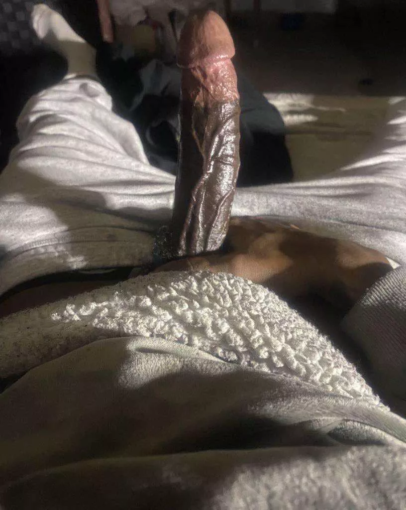 tryna fucc a pussy👅👅