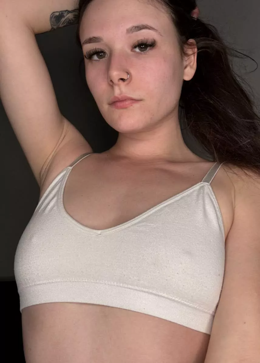 Very naughty for you you wouldn’t last long with me 