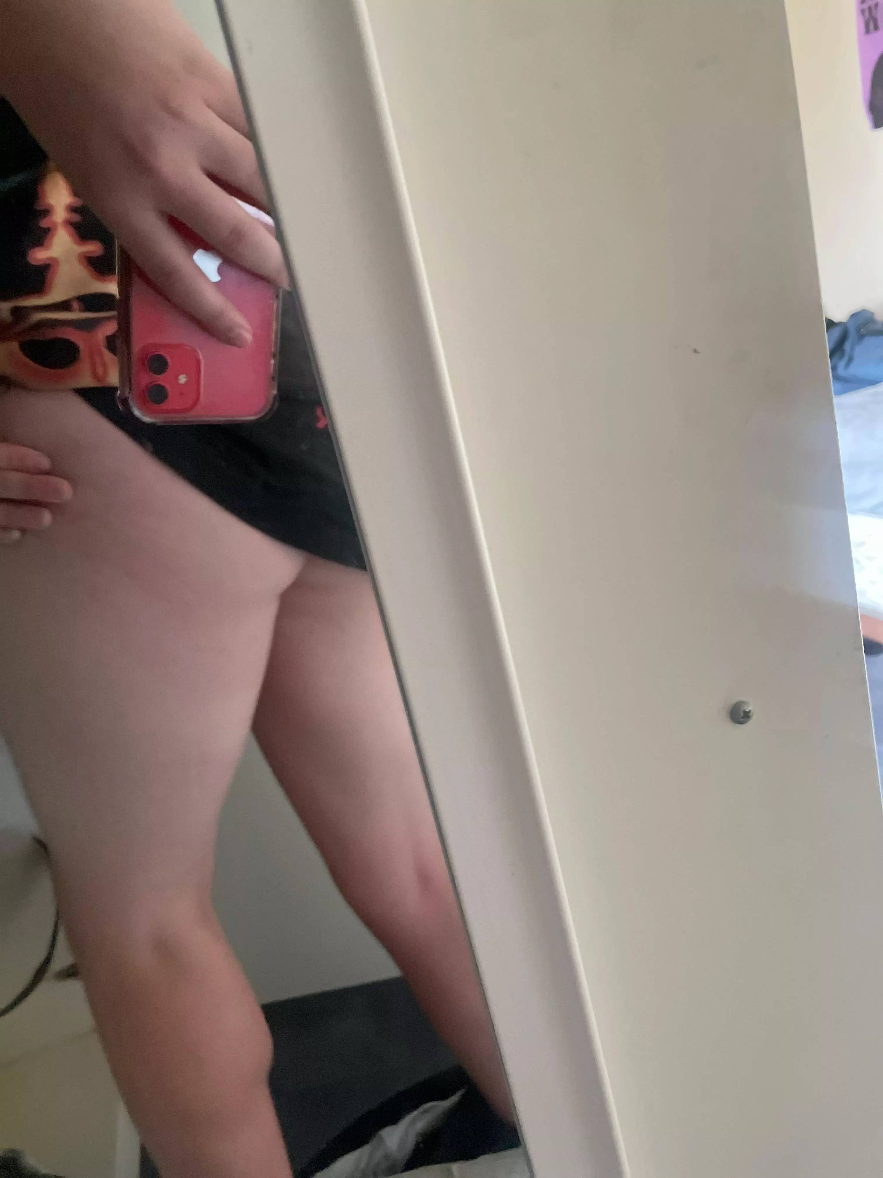 Virgin ass looking to be abused by a bbc or gangbanged 
