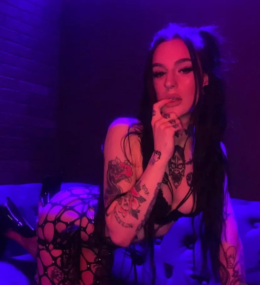 waiting for you for come fill my mouth !!! 😇😈 [F] [NSFW]