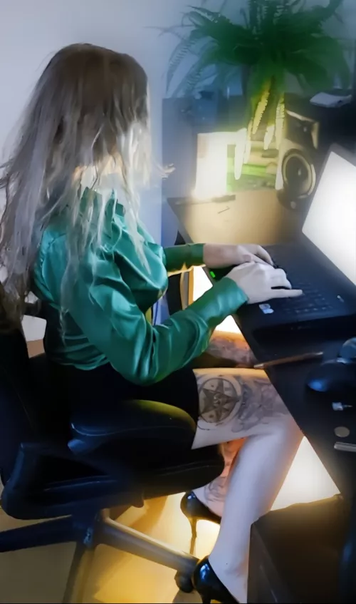 What if i would be your coworker and sit next to you in the office?