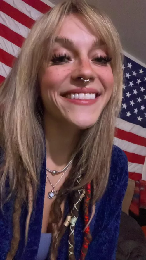 Who else can’t stop smiling after DJT won?! Seriously it’s like a huge weight is off my shoulders! The future is bright again! 🇺🇸