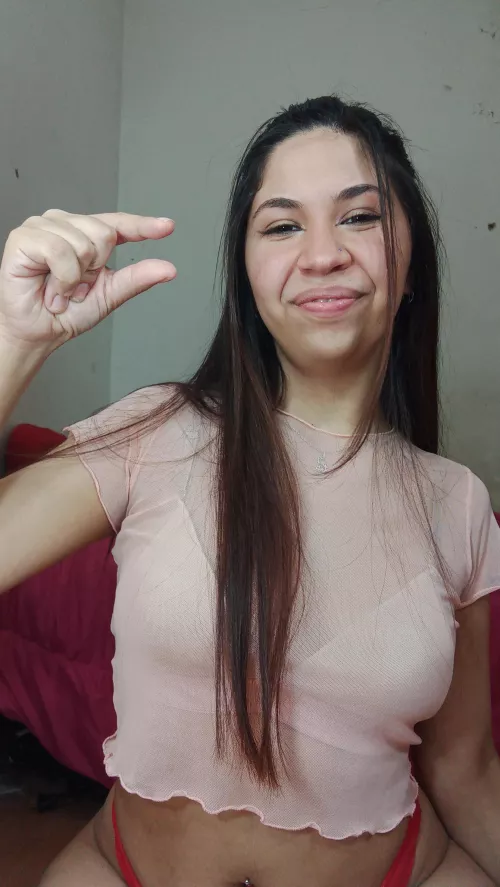 You can never fuck a woman with that tiny small cock.🤣