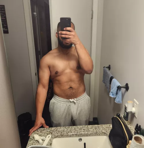 You think people would stare at my sweats? 👀