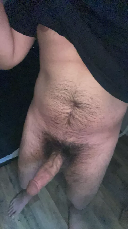 (20 Tx) always a good time when my hairy musty dick is out 👃🏼 other musty bros HMU 