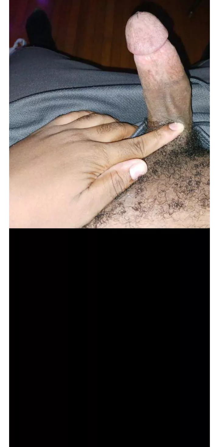 Age:22 looking for fun