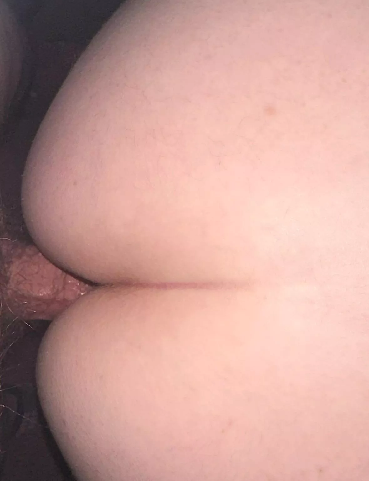 Anal makes her leak💦