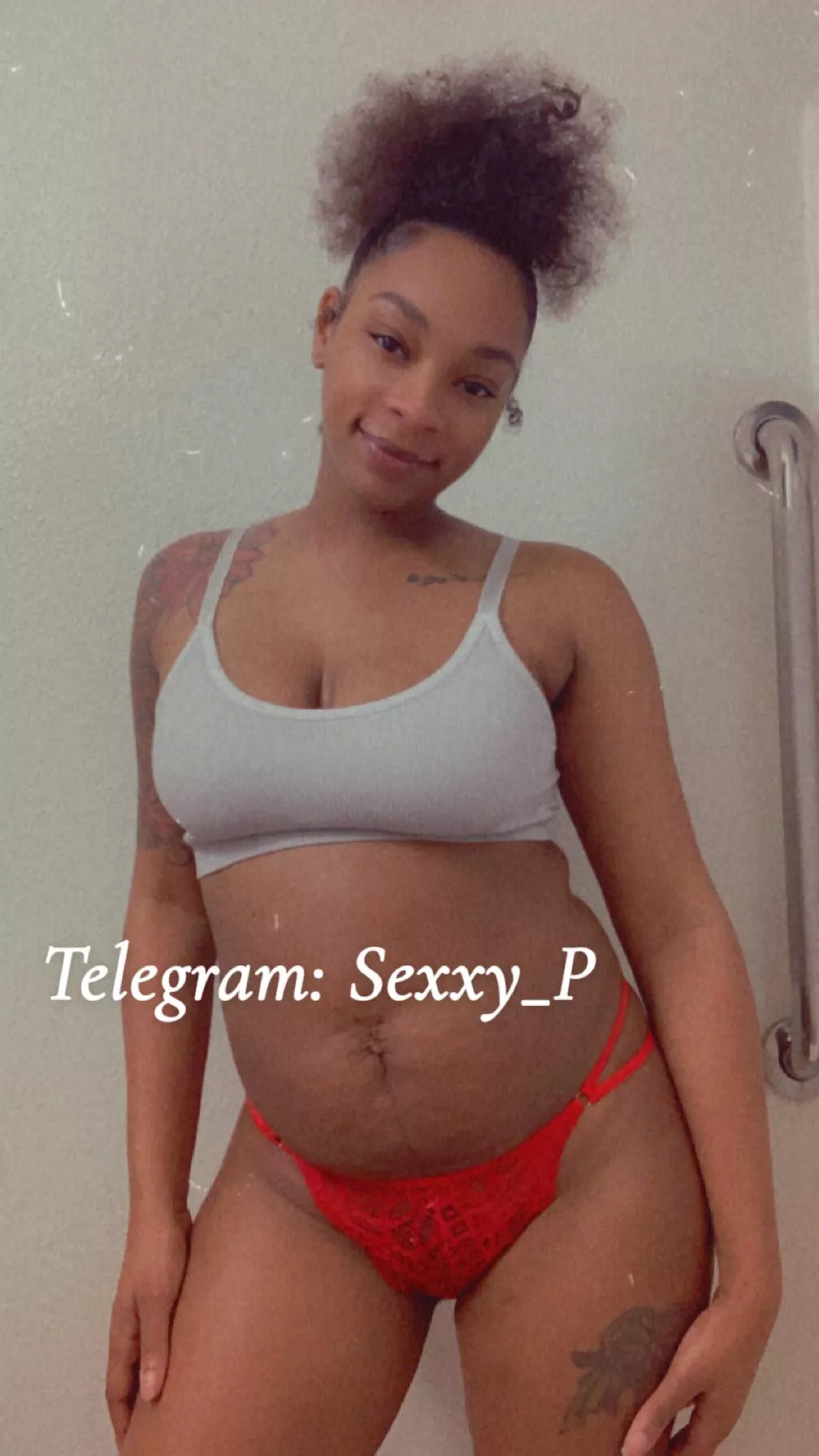 Come get a group call with me & my gf