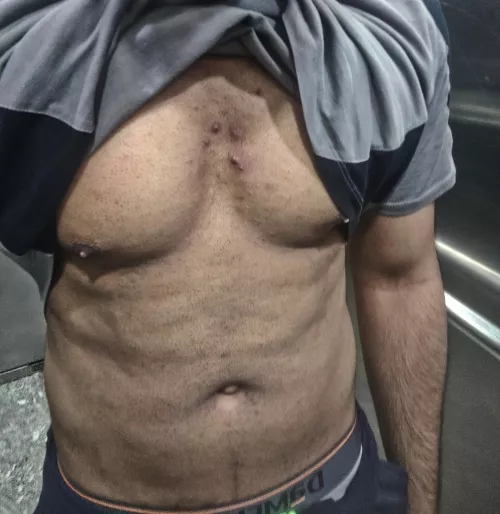 How much to lose to reveal full abs