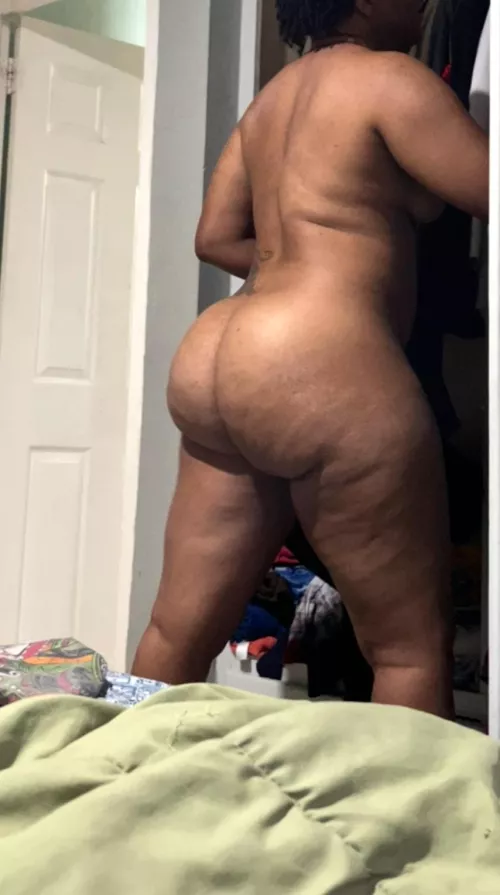 I love watching her fuck 