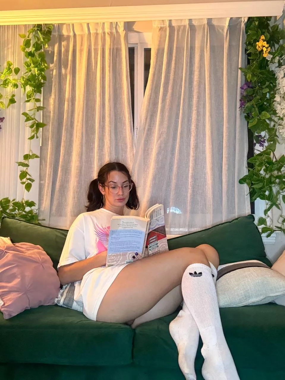 I'm pretty good at opening books, you know what else I open? My legs 