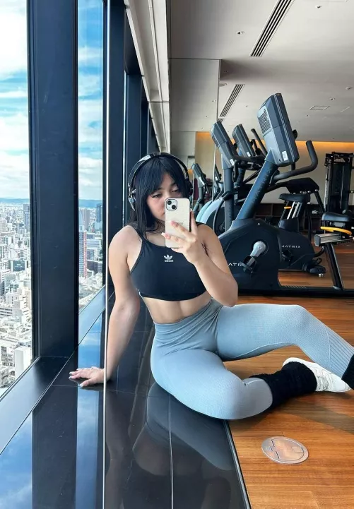 Leg day powered by leggings