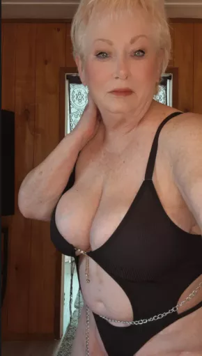 Tell me what would you do to me in this outfit