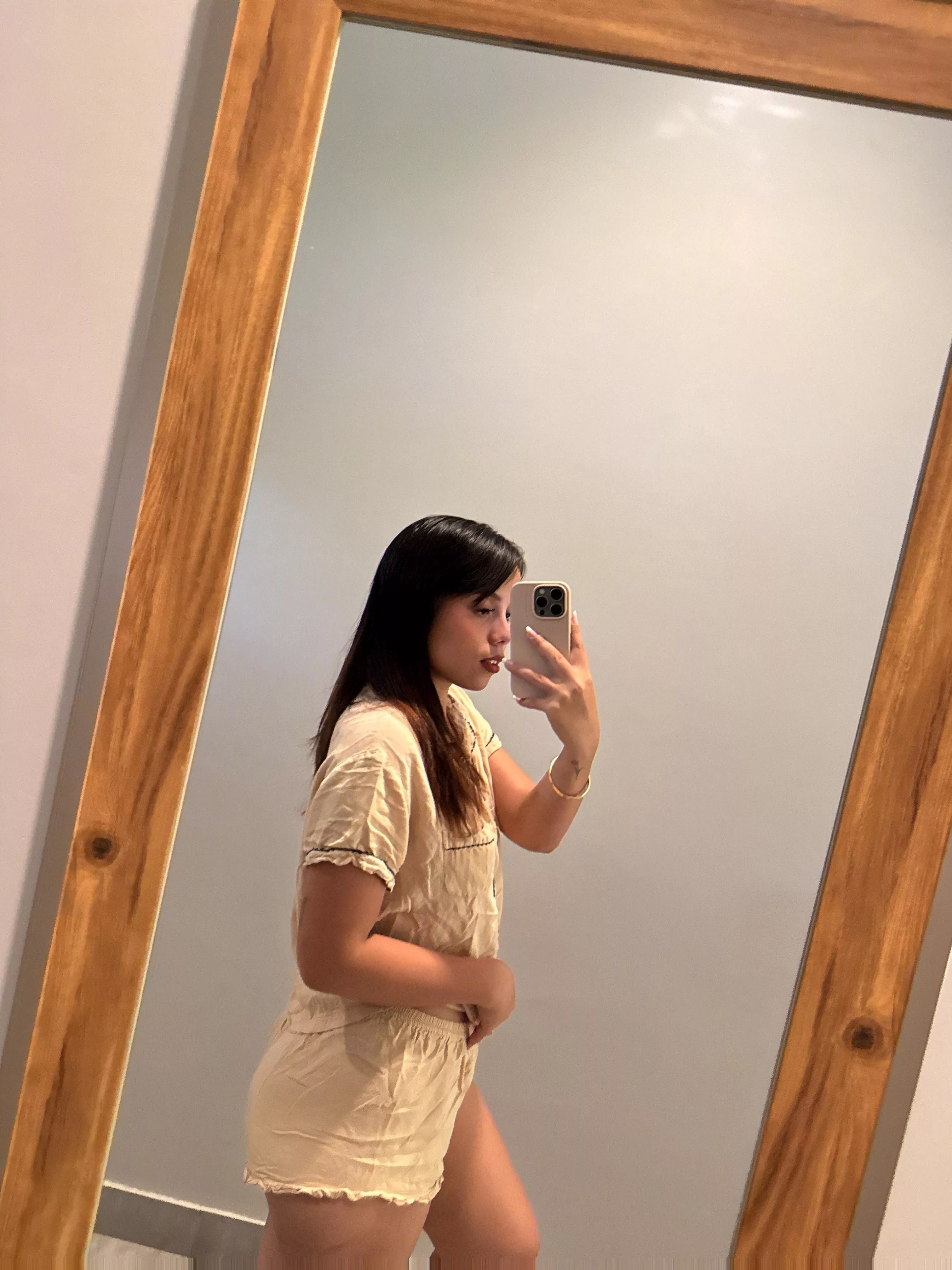 19F here for good convos and better company