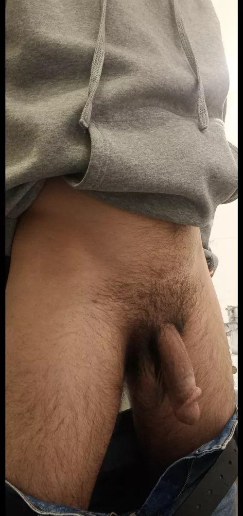 (31) It's still soft, you can make it hard Come to Egyptian Daddy