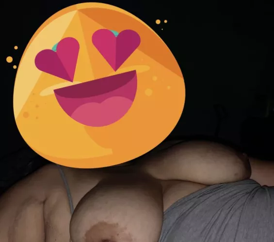 Any couples near forth worth that wanna chat 