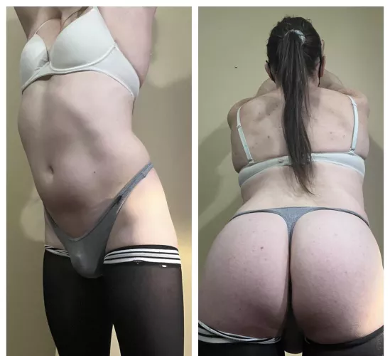 Ass so fat, clit so smol, it can’t be gay 🤷‍♀️